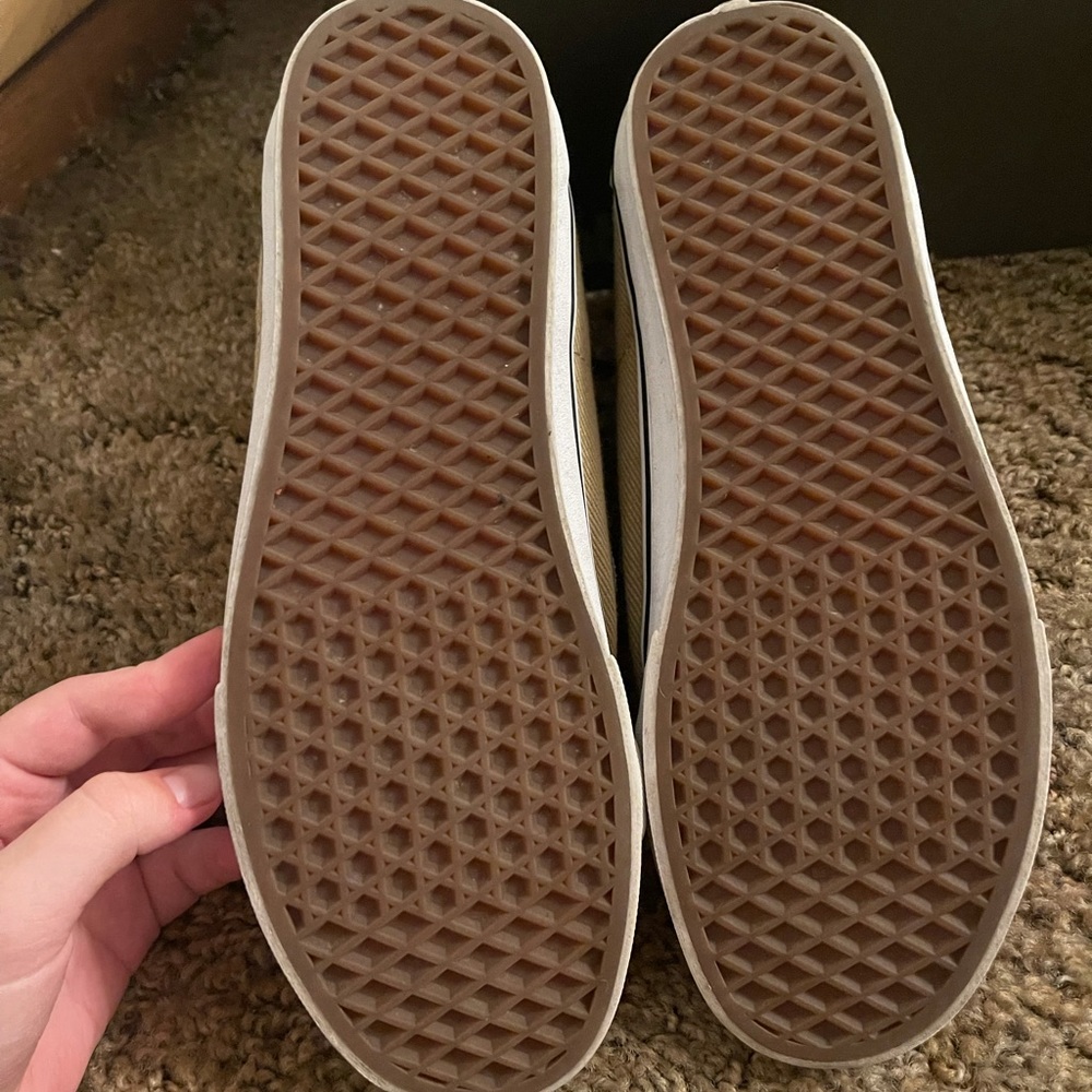 Vans - Picture 4 of 4